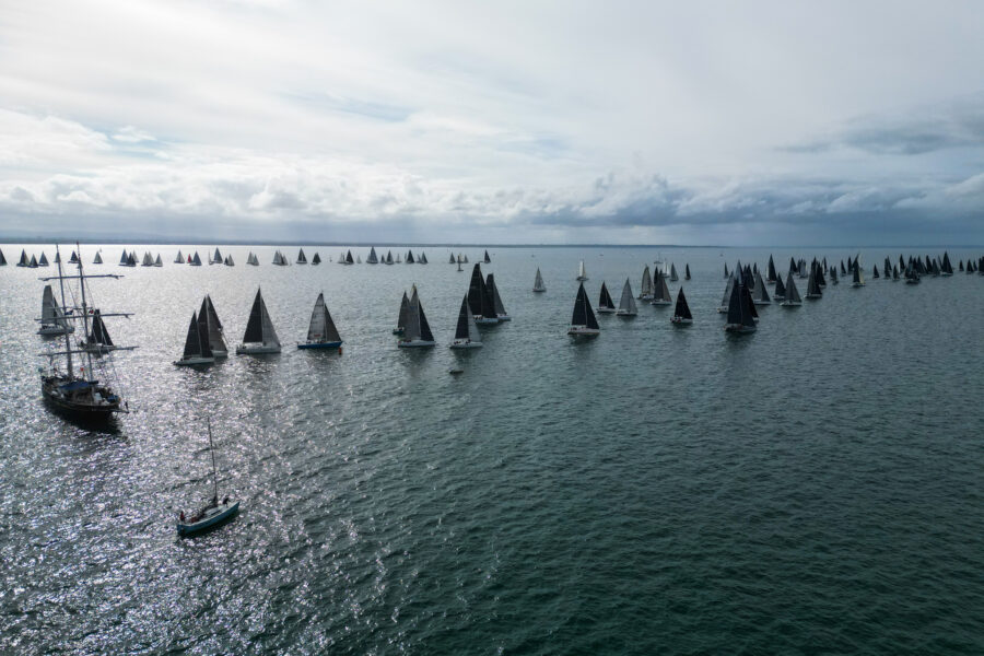 Both start lines with the STS Young Endeavour acting as the start boat - Credit - Brandan Trudinger @sailorgirlhq @sailorgirlhq